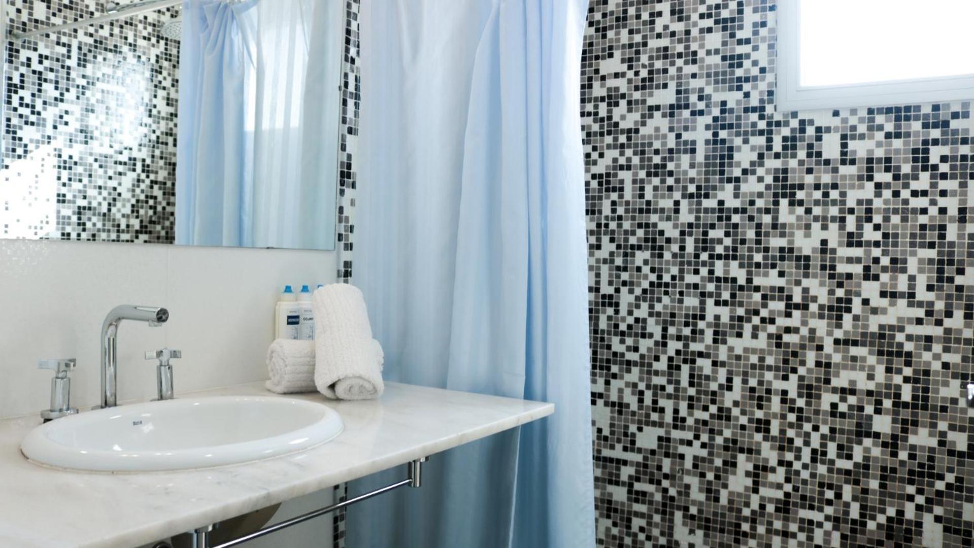 Days Inn & Suites By Wyndham La Plata Bagian luar foto